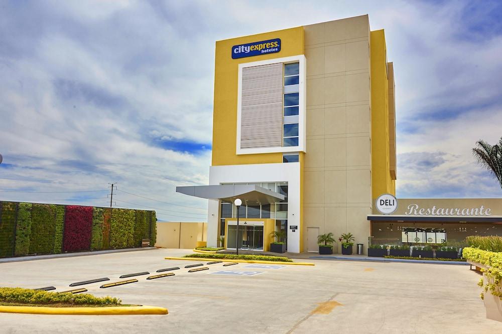 City Express By Marriott Guadalajara Aeropuerto Las Pintas Εξωτερικό φωτογραφία