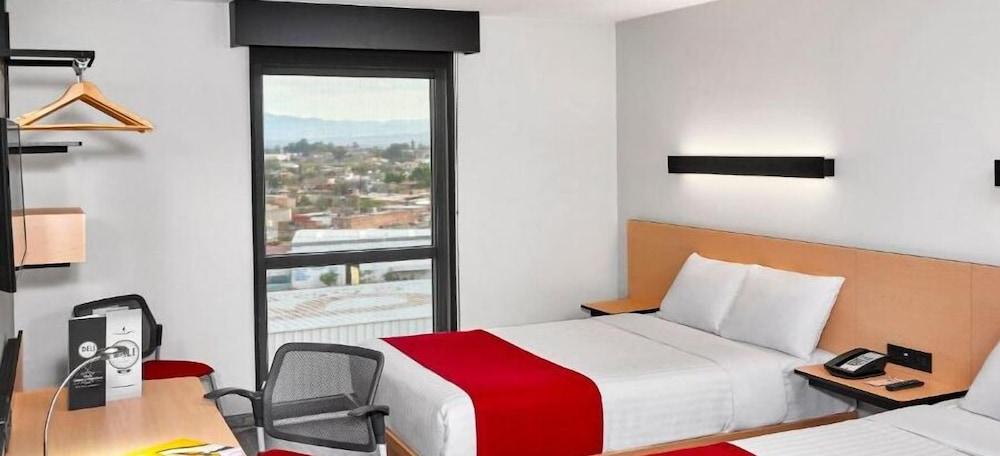 City Express By Marriott Guadalajara Aeropuerto Las Pintas Εξωτερικό φωτογραφία